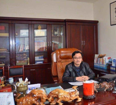 混凝土、倪文勇