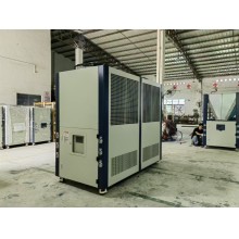 船舶焊接常用冷風(fēng)機(jī)降溫制冷，船艙焊接專用冷風(fēng)機(jī)降溫制冷，船艙焊接常用冷凍機(jī)降溫，船艙焊接采用冷卻機(jī)降溫制冷