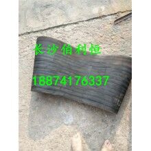  銷售攪拌機配機，中聯(lián)攪拌機配件原裝下料斗膠桶